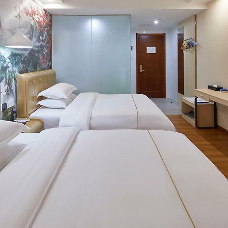 Insail Hotels Airport Road Canton Extérieur photo