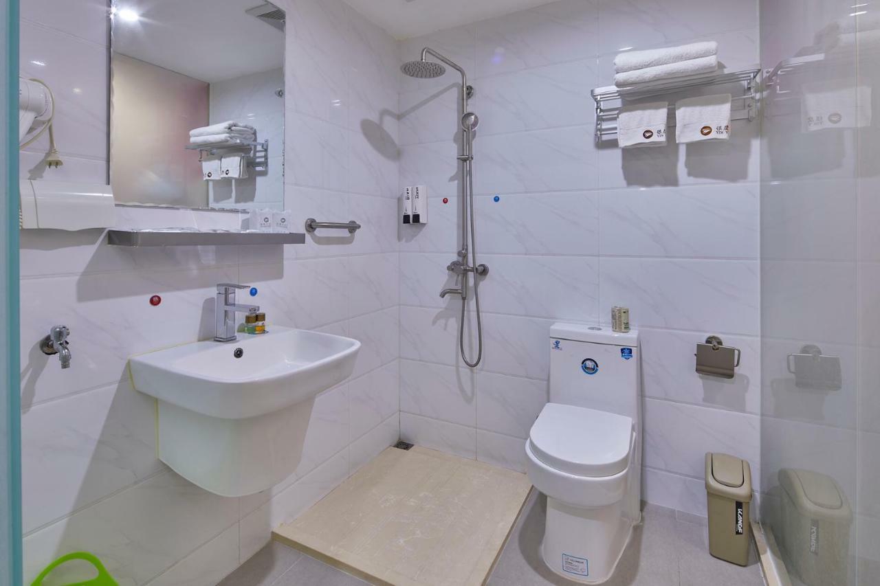 Insail Hotels Airport Road Canton Extérieur photo