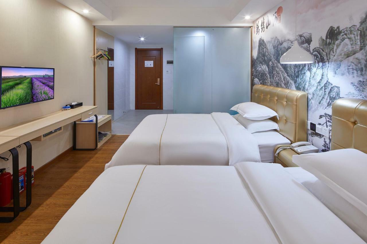 Insail Hotels Airport Road Canton Extérieur photo