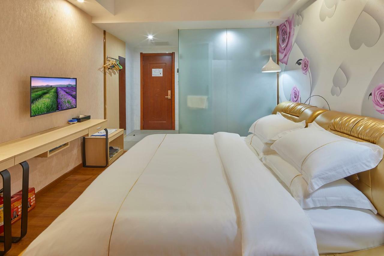 Insail Hotels Airport Road Canton Extérieur photo