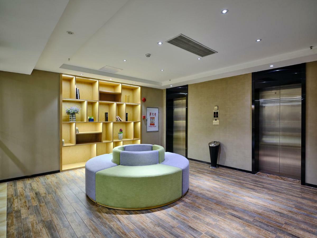 Insail Hotels Airport Road Canton Extérieur photo